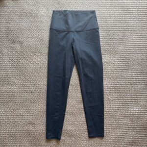 Aerie Chill Play Move Leggings Size XS Short Gray High Waist 7/8 Length